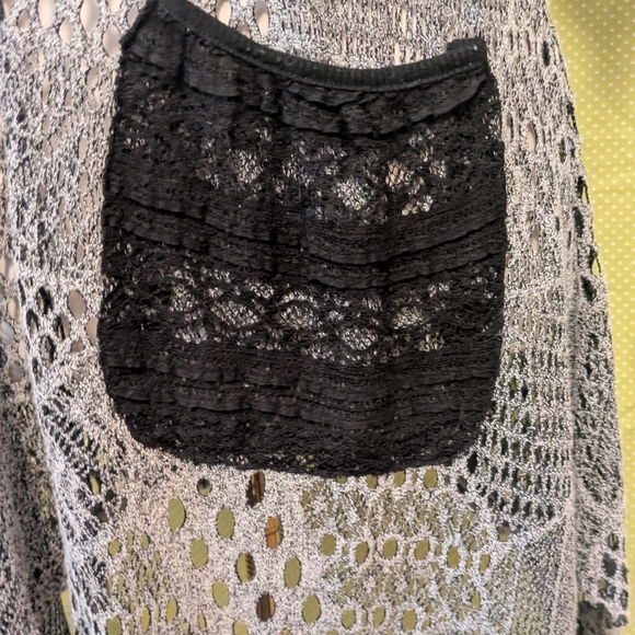 Crocheted Lace Tunic Top with Black Trim and Pocket - Picture 2 of 10